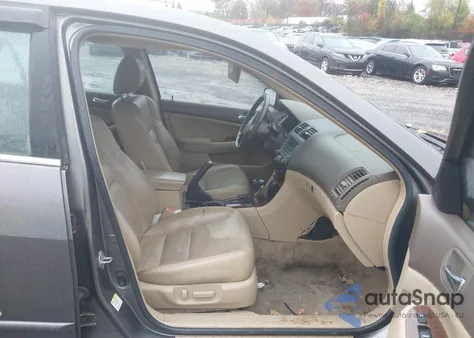 2006 Honda Accord 3.0 Ex from USA, damaged, VIN 1HGCM66596A027869